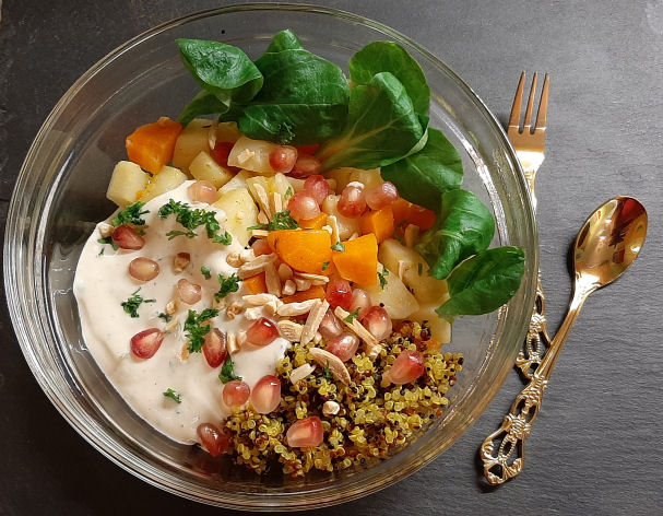Read more about the article Quinoa-Sellerie-Bowl